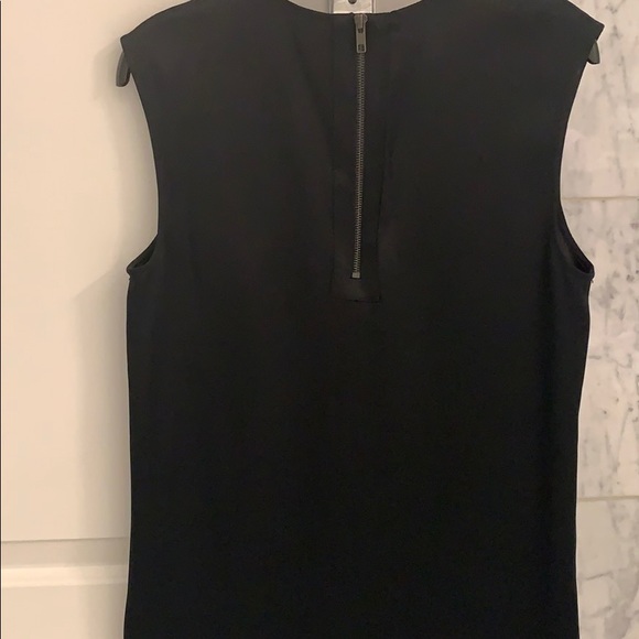 Sleeveless top - Picture 4 of 4